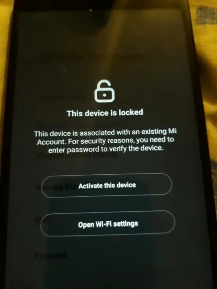 Выход из внесенного в смартфон Xiaomi Mi аккаунта осуществляется в специальном разделе настроек MIUI Если пароль учётной записи забыт, его несложно сменить